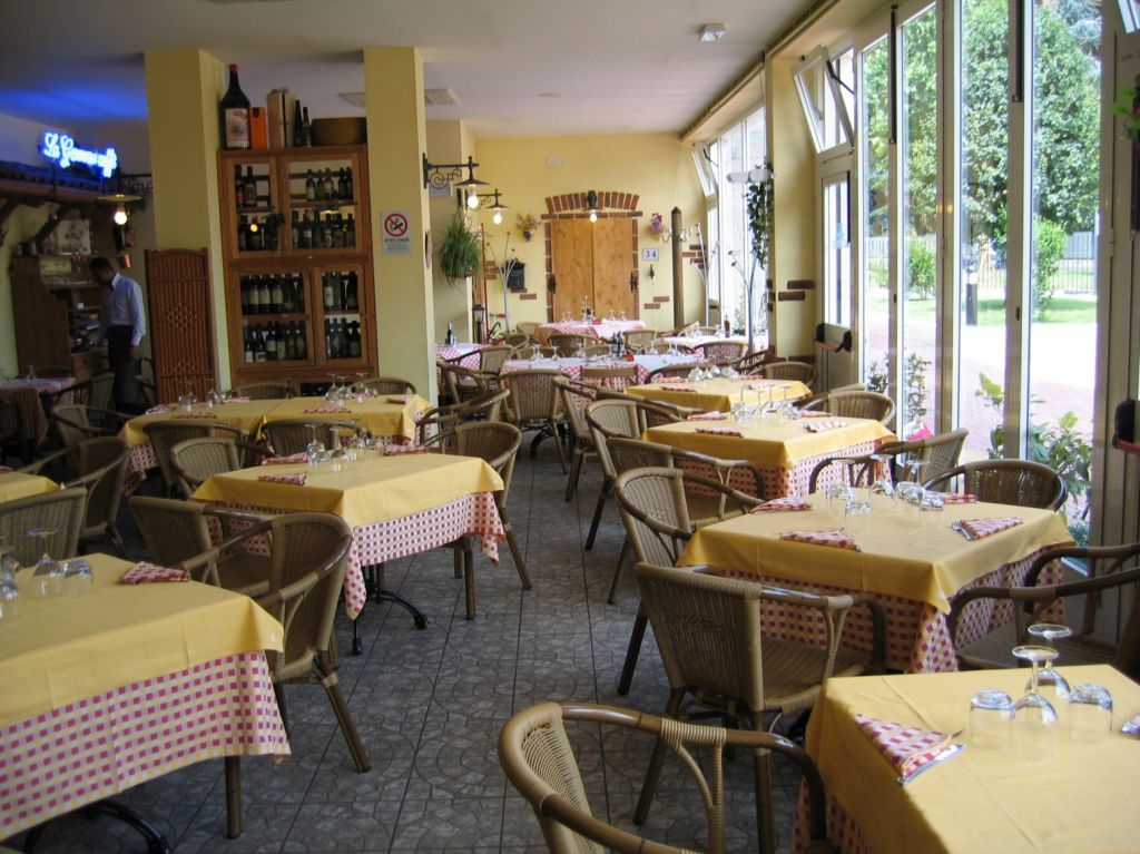 Dettagli Osteria Rotonda Dei Facchinetti