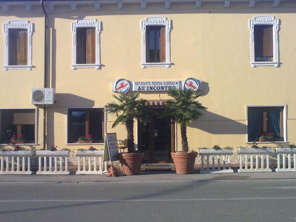 Dettagli Ristorante All' Incontro