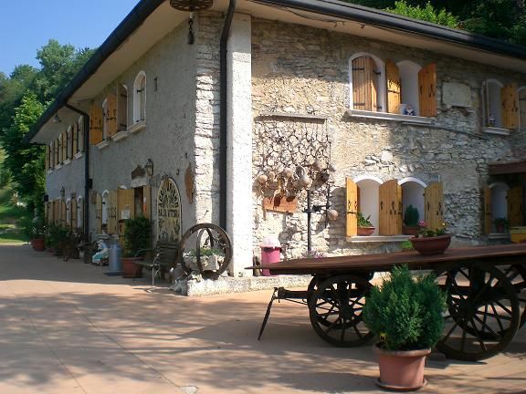 Dettagli Agriturismo Malga Vittoria