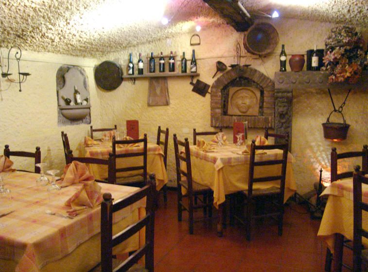 Dettagli Ristorante La Grotticella