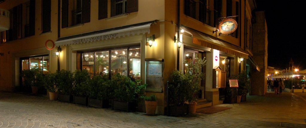 Dettagli Osteria L'Angolo Divino