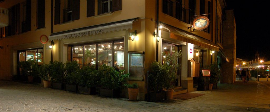 Dettagli Osteria L'Angolo Divino