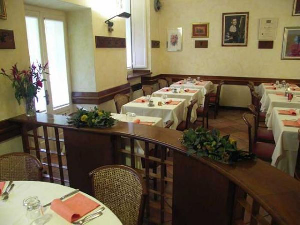 Dettagli Trattoria Vecchia Trattoria Agazzino