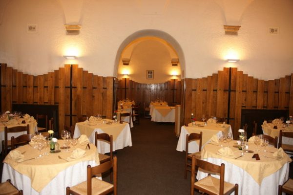 Dettagli Ristorante Etnico L' Eau Vive