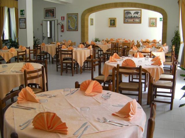 Dettagli Ristorante Hotel Santuario