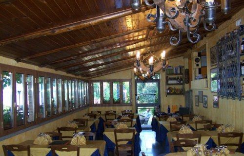 Dettagli Ristorante i Quadri 2000