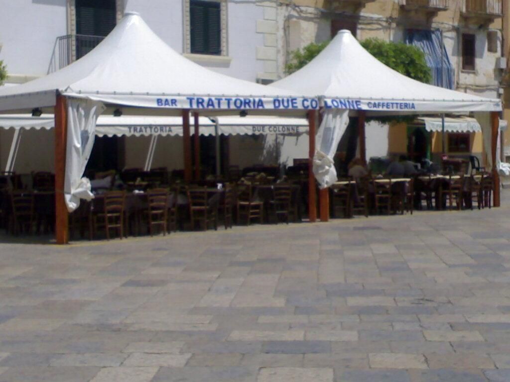 Dettagli Trattoria Due Colonne - Da Pietro