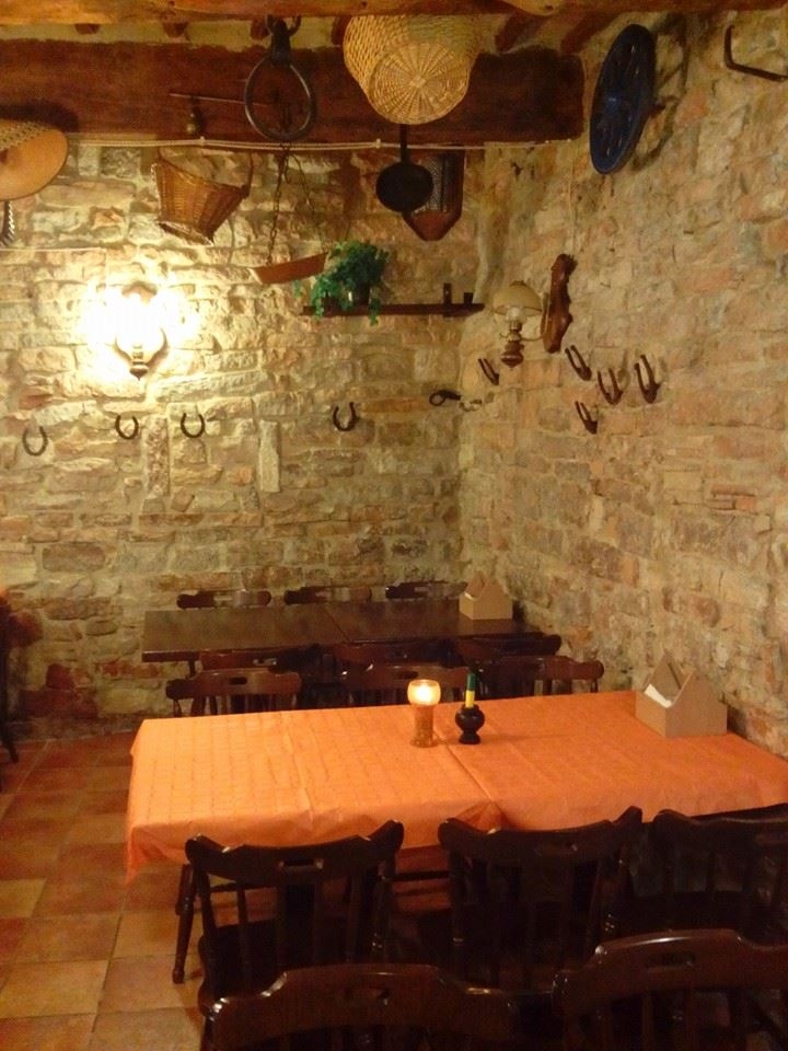 Ristorante Pievetorina Saloon foto 0