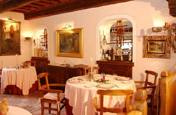 Dettagli Ristorante Dell'Hotel Bellevue, Le Petit Restaurant