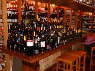 Dettagli Enoteca / Wine Bar La Moscheta