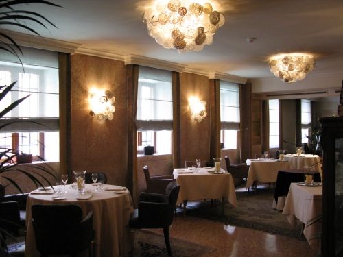 Dettagli Ristorante Met Restaurant