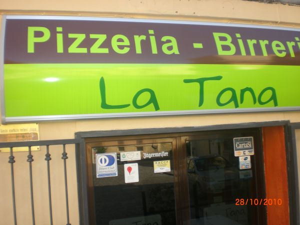 Dettagli Pizzeria Birreria La Tana