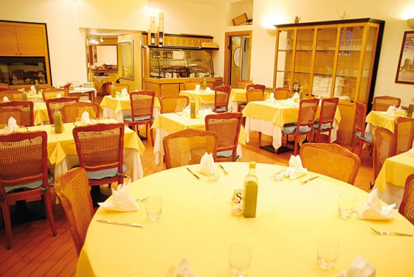 Dettagli Ristorante Steak House- New Deal