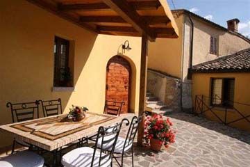 Dettagli Agriturismo Country House Il Falco