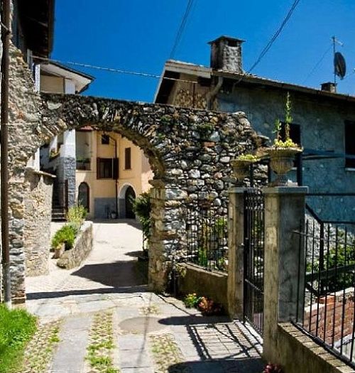 Dettagli Agriturismo Antico Borgo Sanda