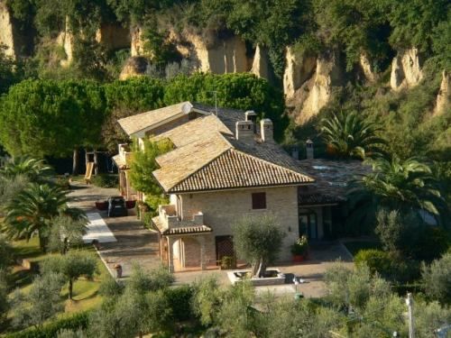 Dettagli Agriturismo Il Crinale