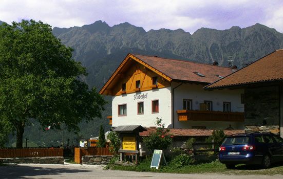 Dettagli Agriturismo Niederhof