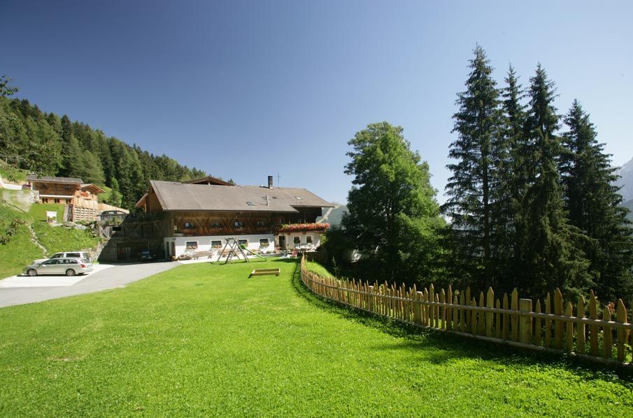 Dettagli Agriturismo Glinzhof