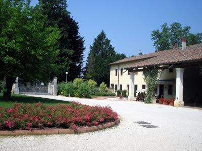 Dettagli Agriturismo Fattoria Villa Curti