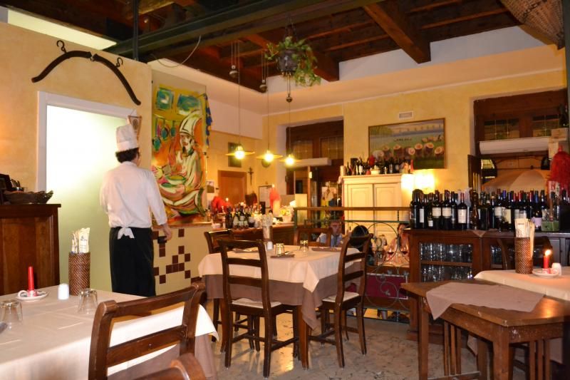 Dettagli Osteria Pane e Vino