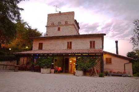 Dettagli Ristorante Il Casale Del Baco