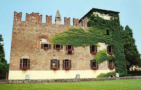 Dettagli Agriturismo Al Castello di Cozzo