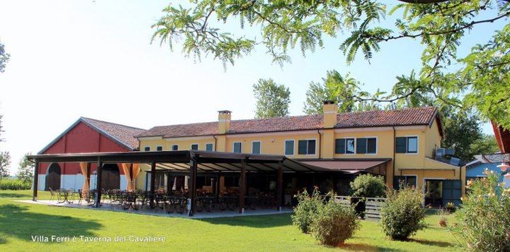 Dettagli Ristorante Villa Ferri e Taverna Del Cavaliere